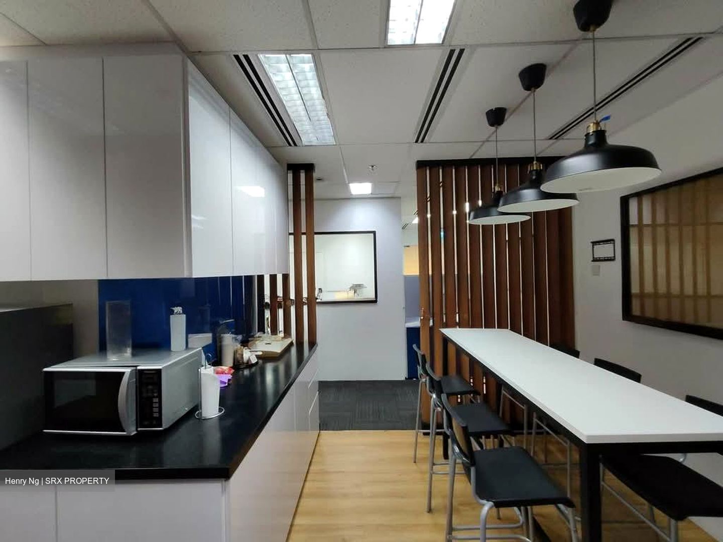 Robinson 112 (D1), Office #602216231
